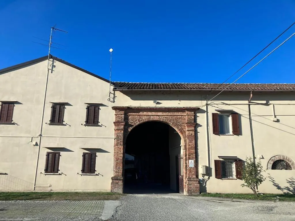 Appartamento In Cascina Cortazza Cremona